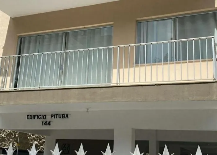 Apartamento Guarujá Enseada 2 quadras da Praia